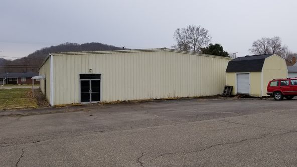 105 Union Dr, Clarington, OH 43915
